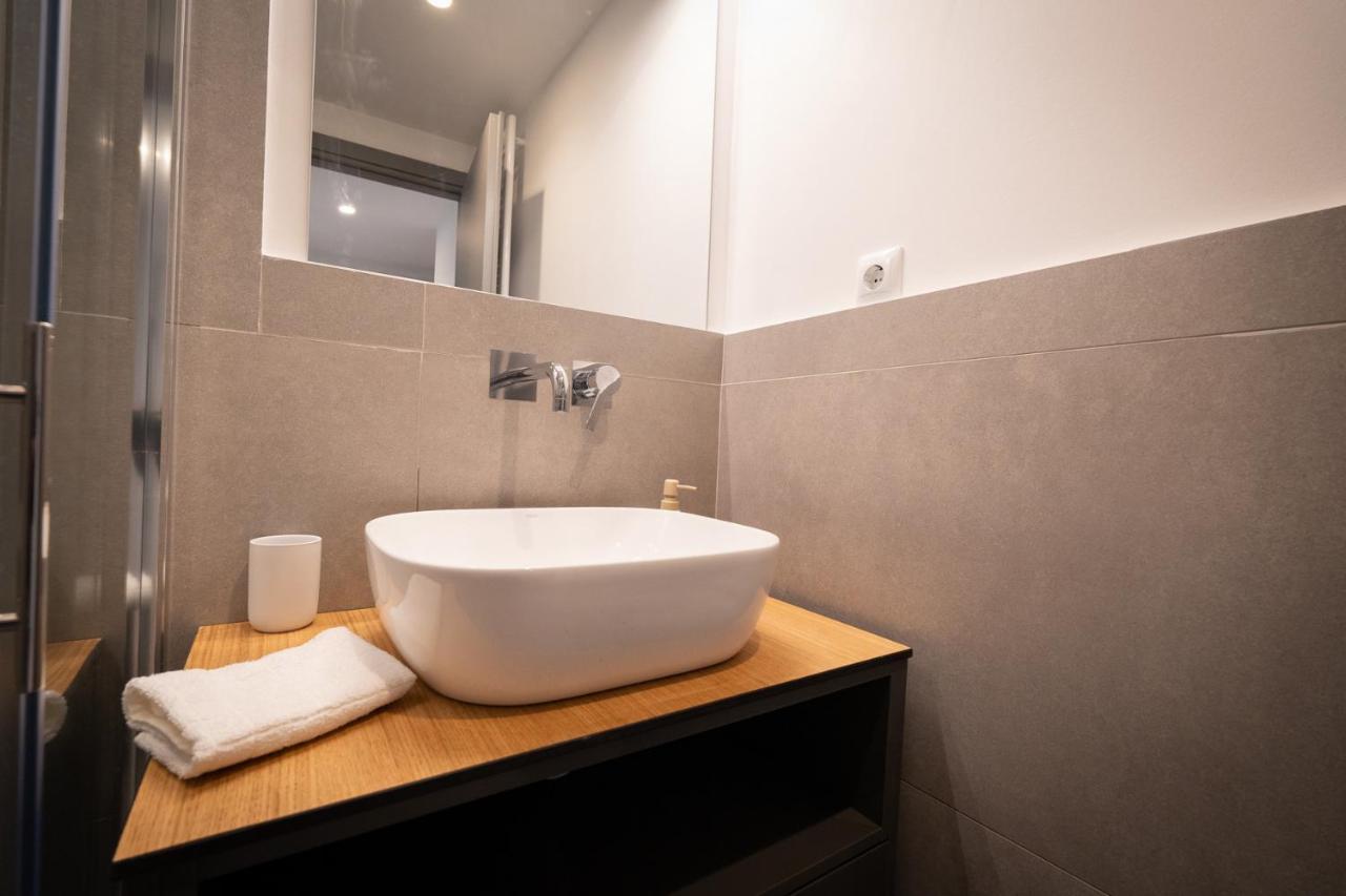 Liv - Luminous & Spacious In Pagrati Athens Exterior photo
